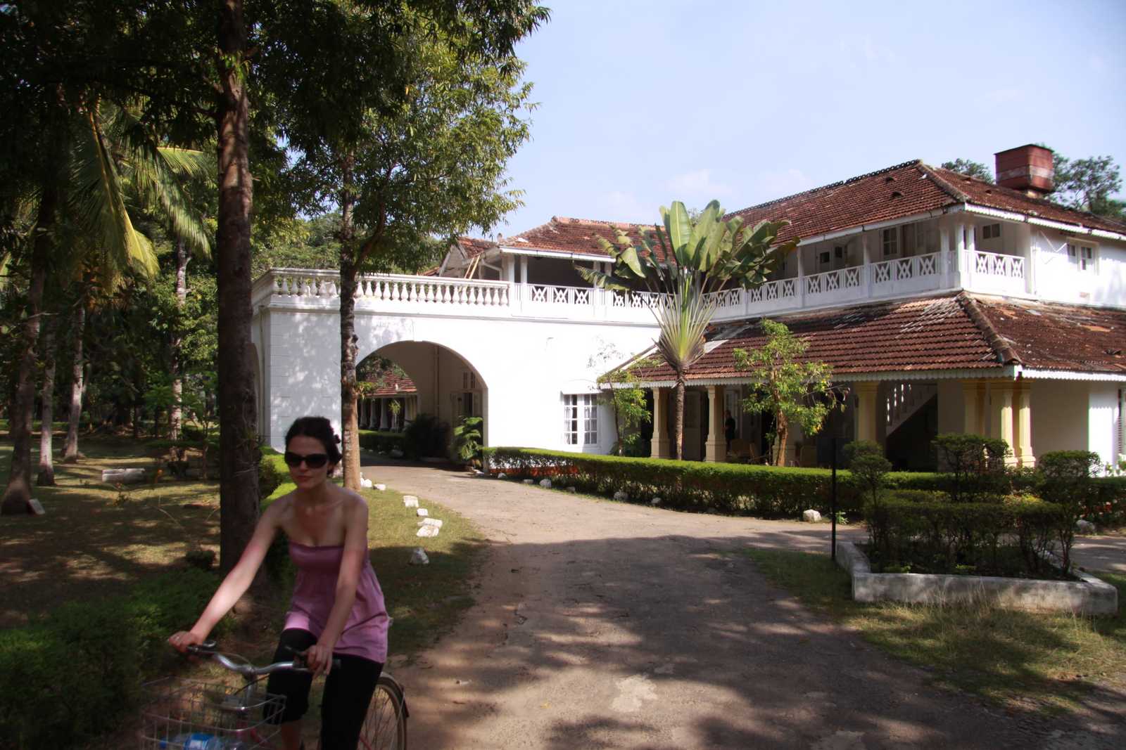 Hotel, w którym Witkacy zatrzymał się w Anuradhapurze